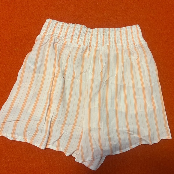 Eco-friendly ecru and pastel orange stripes summer high rise lounge shorts NWT - Picture 10 of 12